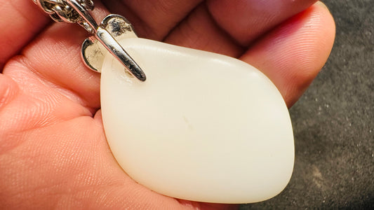 White Leaf Antique Glass Necklace