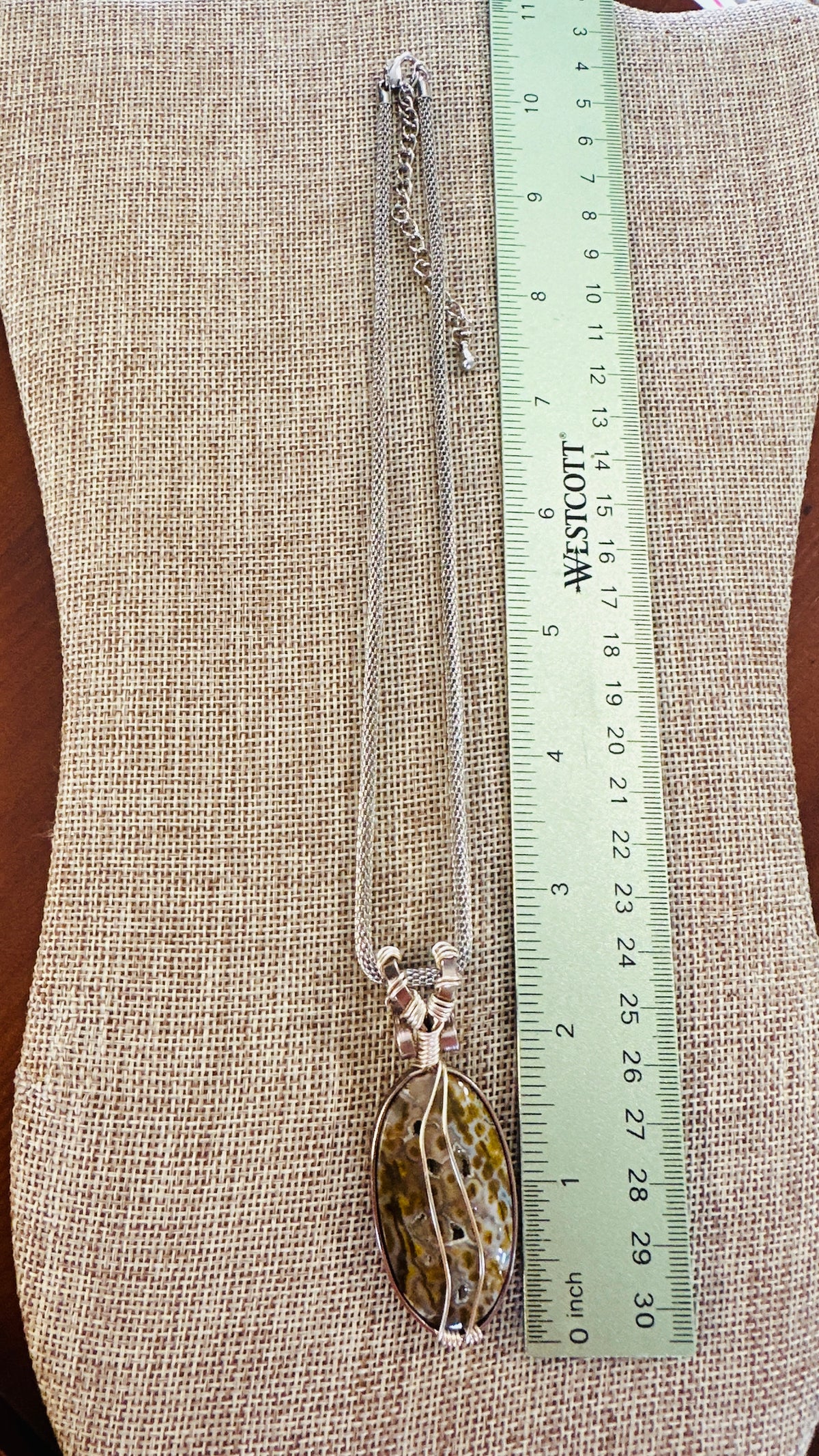 Wild Side, Druzy and Dots Wire Wrapped Necklace