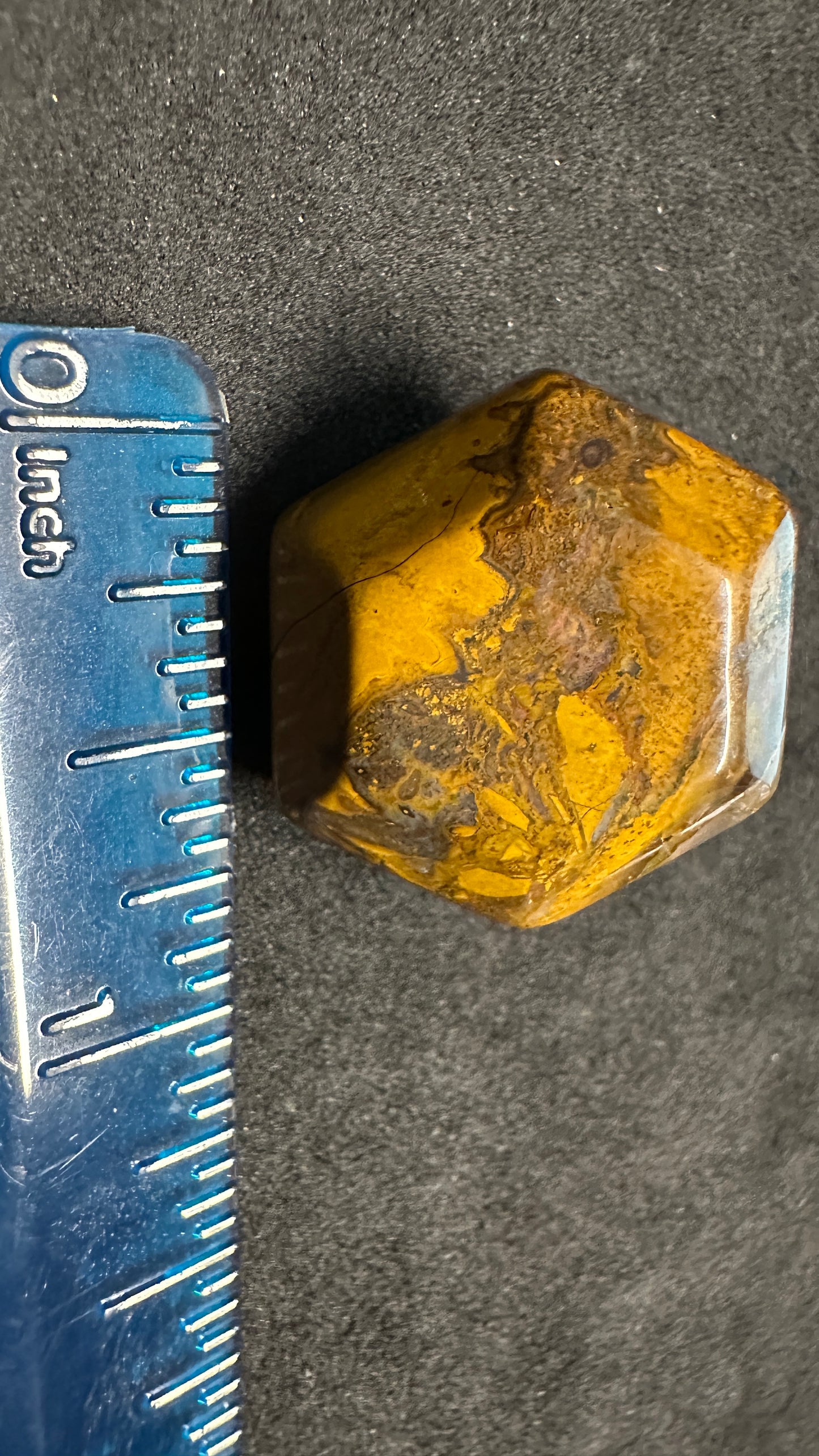 Hexagon Jasper Cab