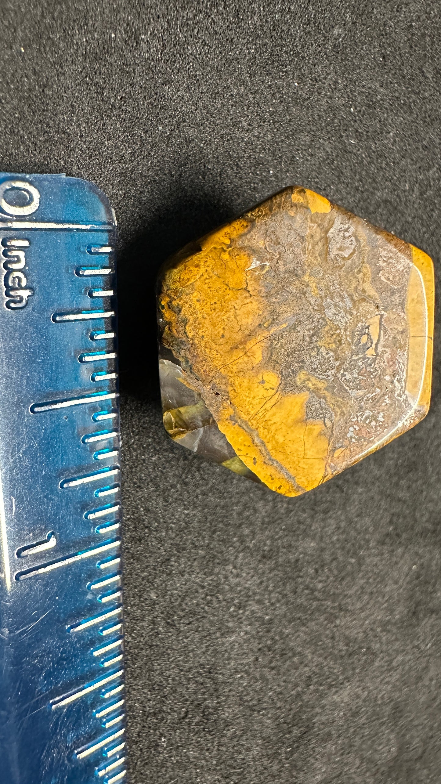 Hexagon Jasper Cab