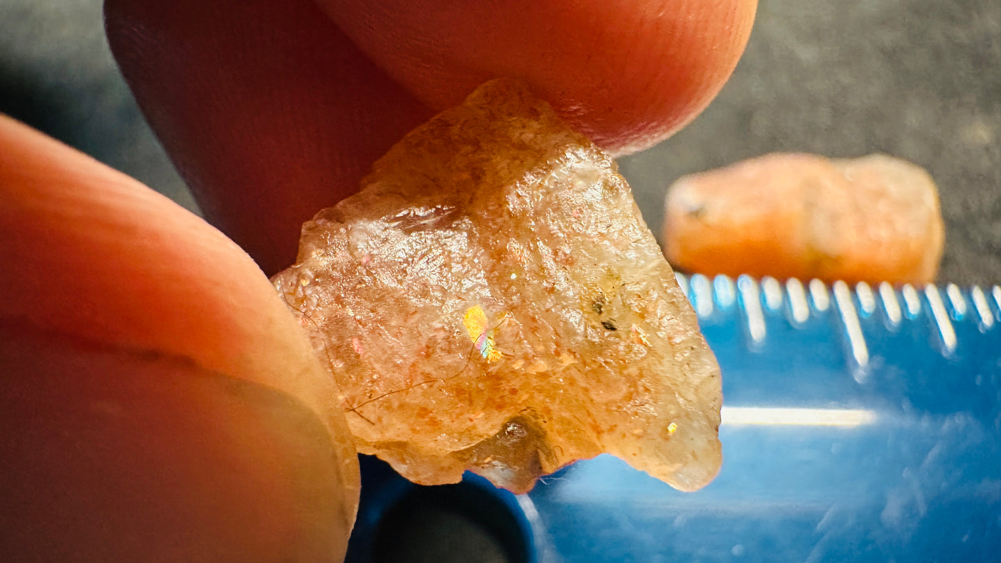 Confetti Sunstone 5.57g