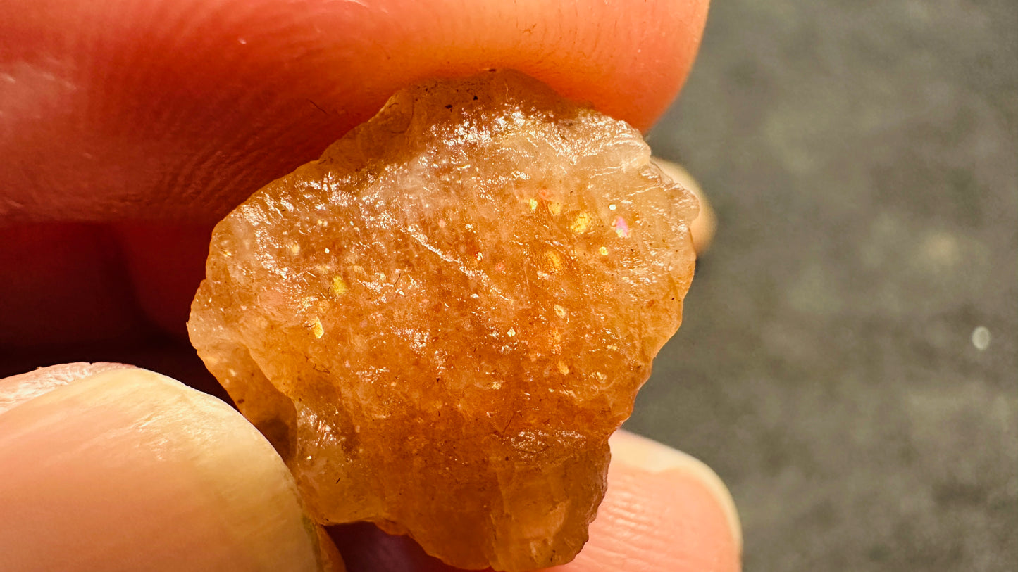 Confetti Sunstone 5.57g
