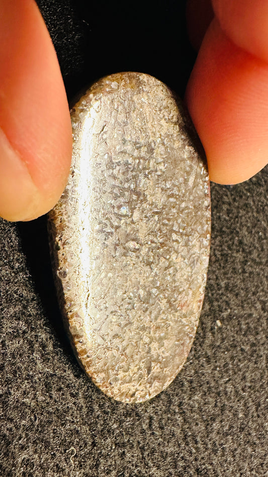 Dino Bone, The Sunlight Flash Oval Cab