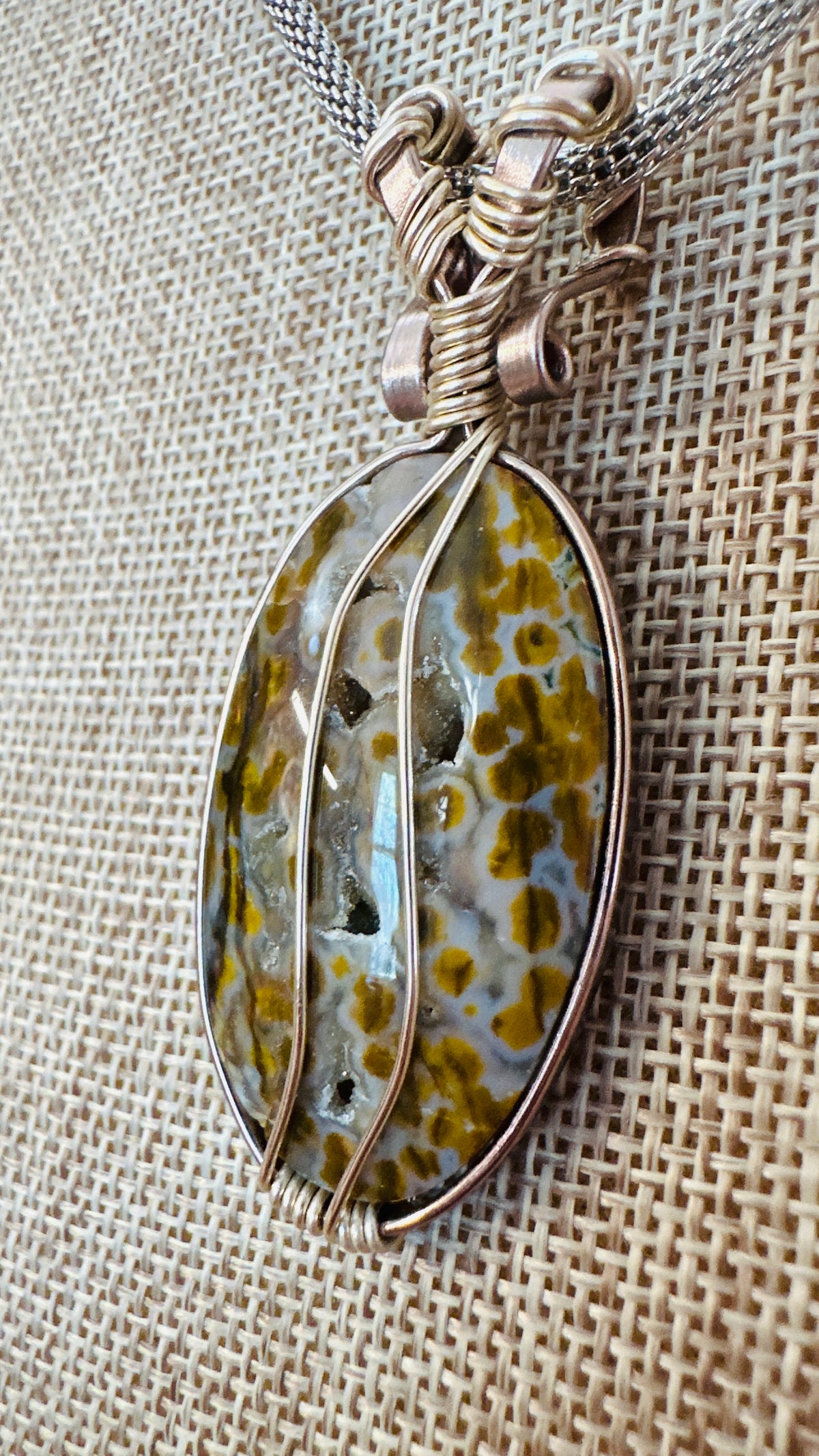 Wild Side, Druzy and Dots Wire Wrapped Necklace