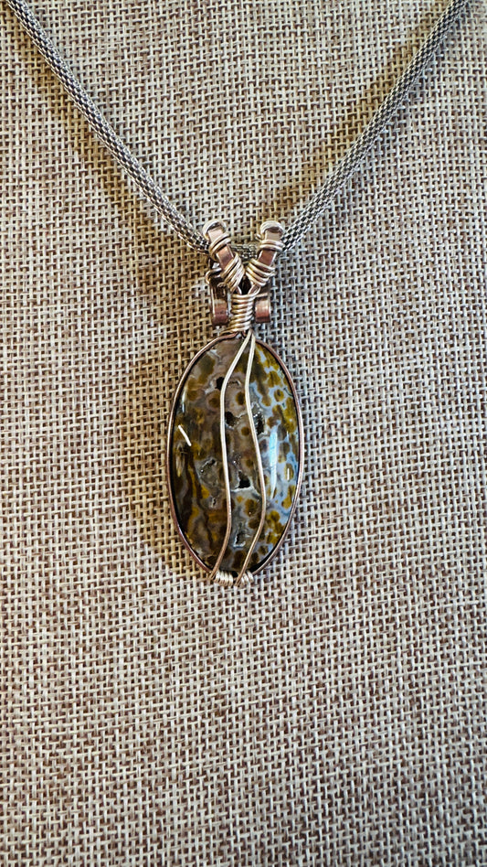 Wild Side, Druzy and Dots Wire Wrapped Necklace